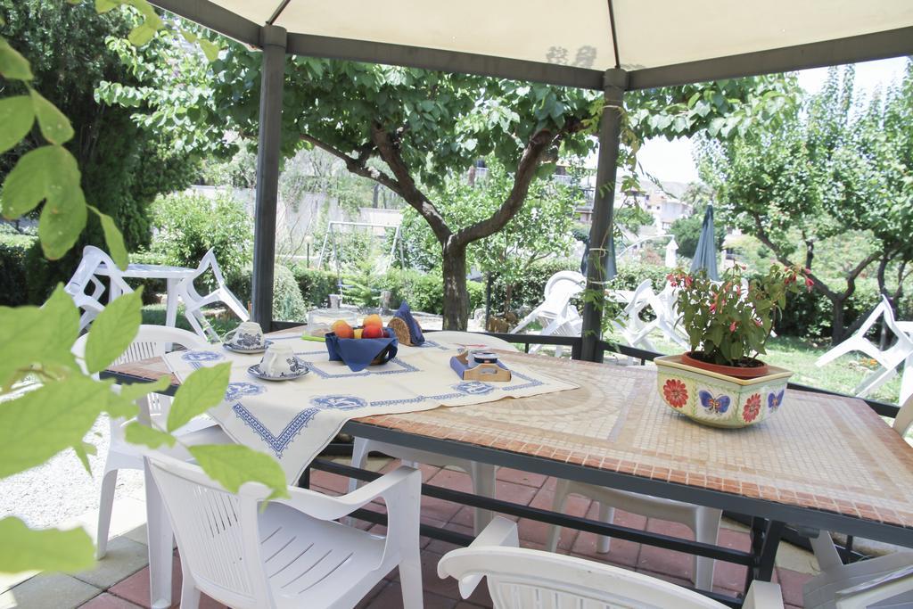 B&B Magna Grecia Кротоне Екстериор снимка