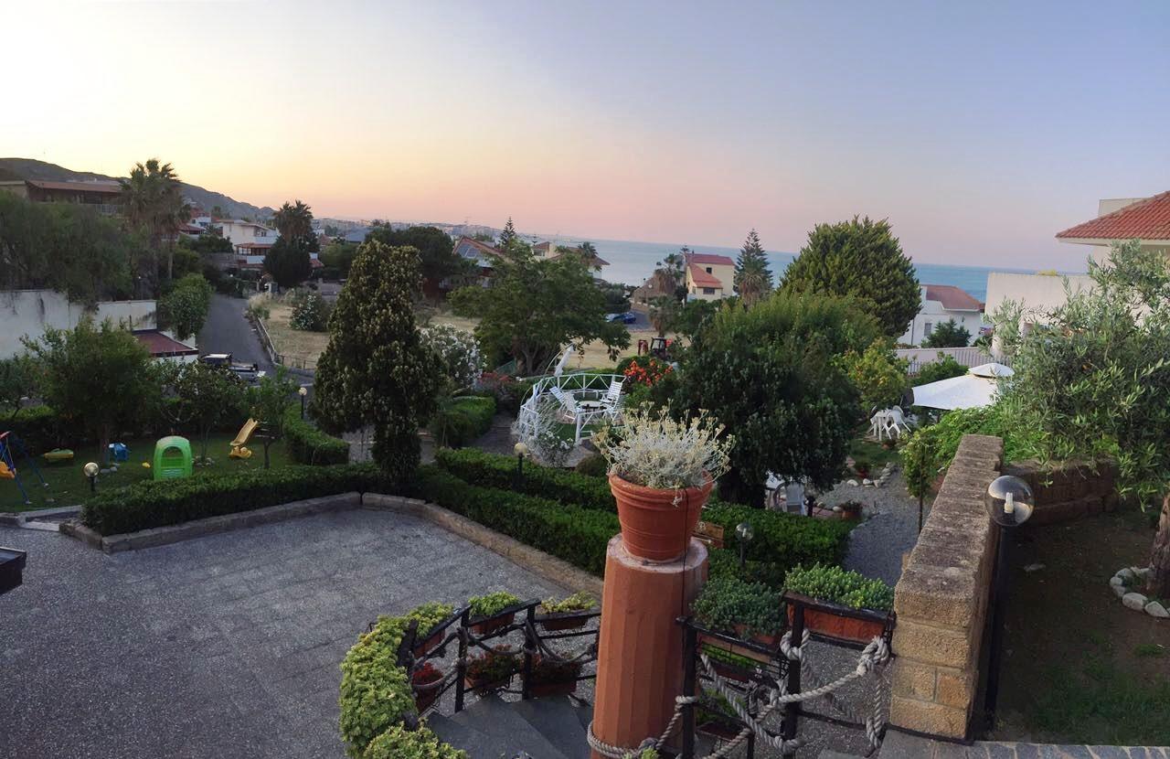 B&B Magna Grecia Кротоне Екстериор снимка